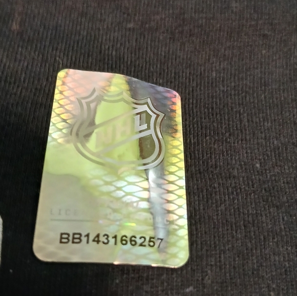 2023 Vegas Golden Knights Stanley Cup Champions V-Neck T-Shirt Women's M (NWOT) - Picture 3 of 6